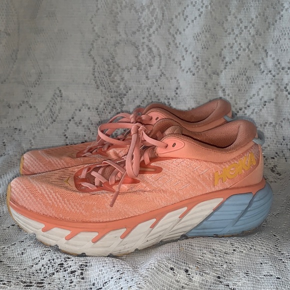 HOKA ONE ONE GAVIOTA WOMEN SIZE 9B RUNNING SHOES ORANGE - Picture 2 of 8